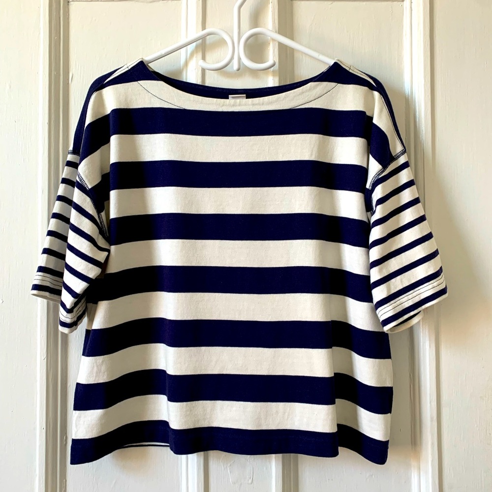 GAP Sweater with strips